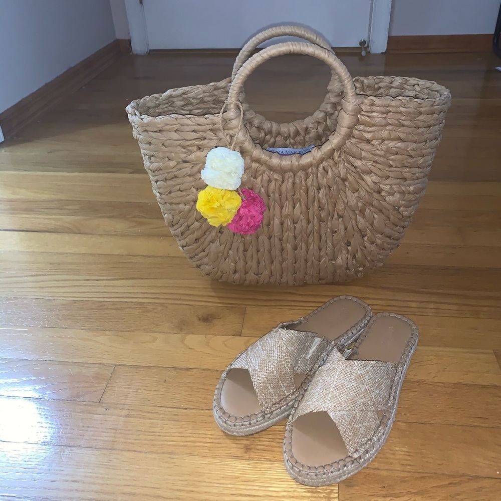 Universal Thread Flatform Straw Sandals - Picture 1 of 4